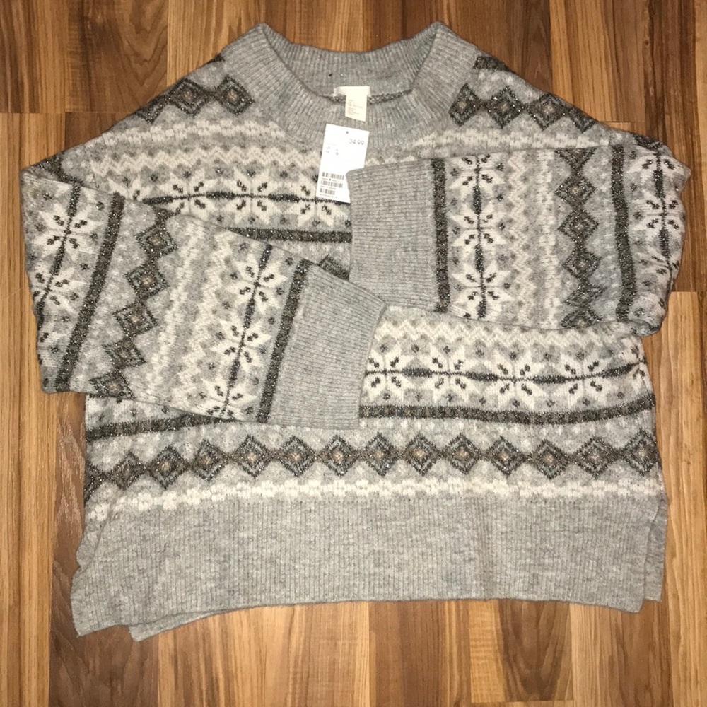 Women’s Fuzzy H&M sweater - Picture 1 of 3